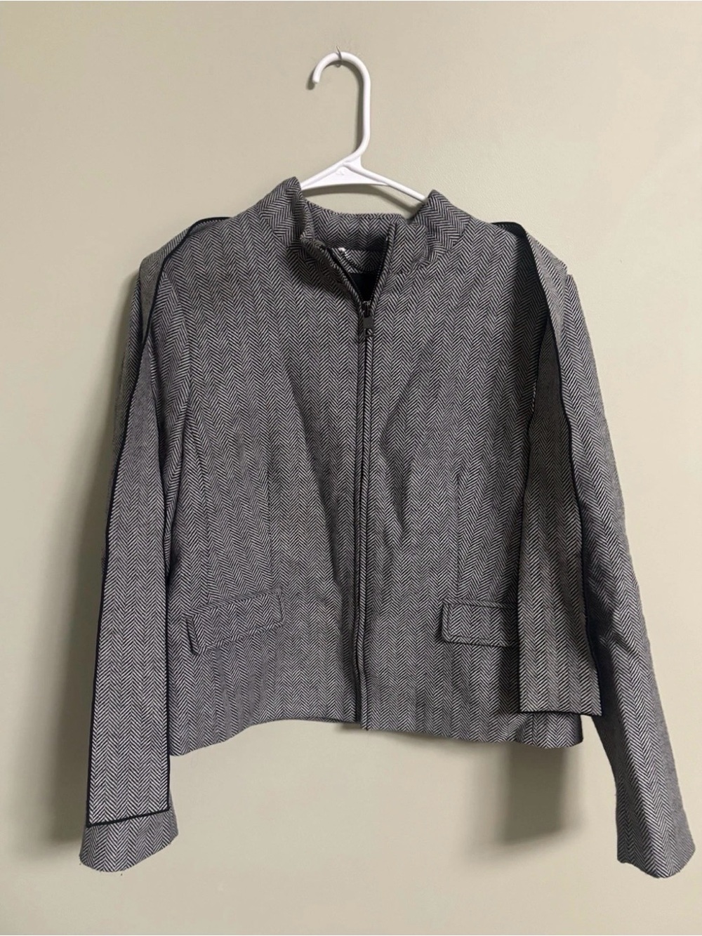 Banana Republic Size 12P Herringbone Full Zip Cropped Blazer Jacket Tweed Scarf